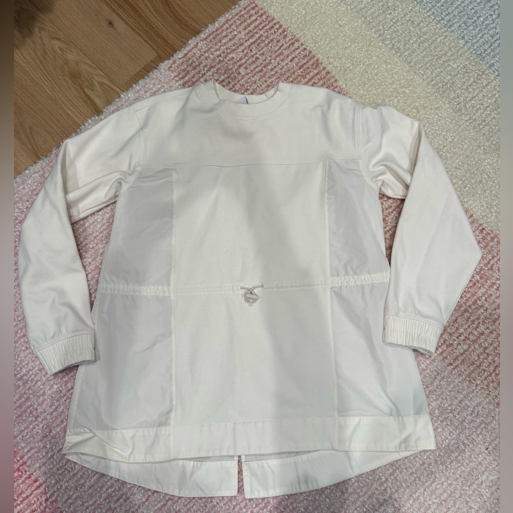 Athleta Cream Long Sleeve Top